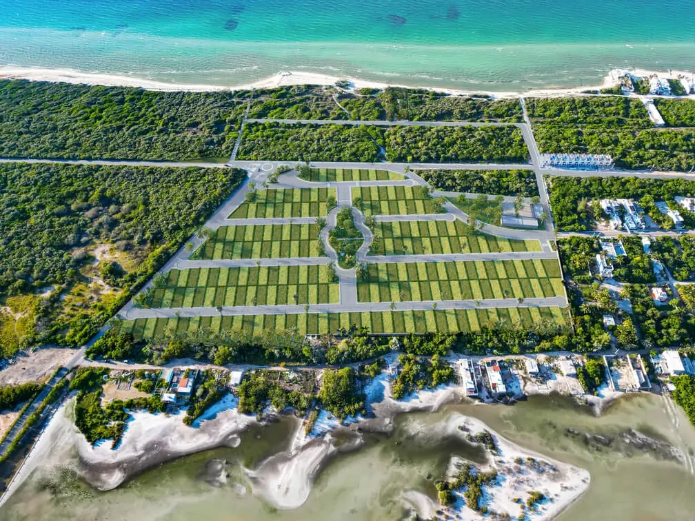 Vista aérea del entorno de Playa Ixtul